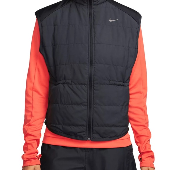 NWT$120 Nike Therma-FIT Swift Women's Running Vest Black FB7537 Size S - Picture 1 of 5